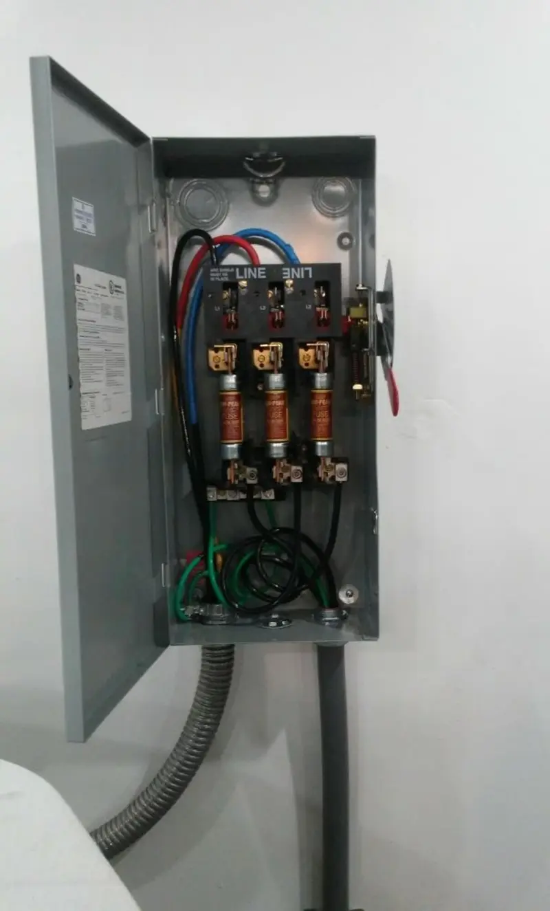 Three-phase disconnect switch installed for Electrical Wiring & Rewiring in Galesburg